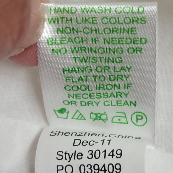 Lilly Pulitzer Blosson Spring Fling Embroidered Seersucker Dress Size 6. - Picture 8 of 11